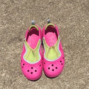 Crocs girl’s water shoes
